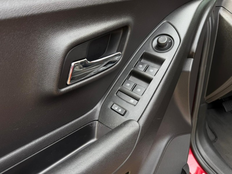TRACKER 1.4 16V TURBO FLEX PREMIER AUTOMÁTICO - 2018 - LAGOA VERMELHA