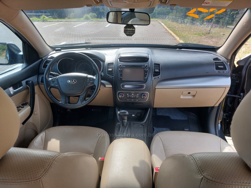 SORENTO 2.4 EX2 4X2 16V GASOLINA 4P AUTOMÁTICO - 2015 - CAXIAS DO SUL