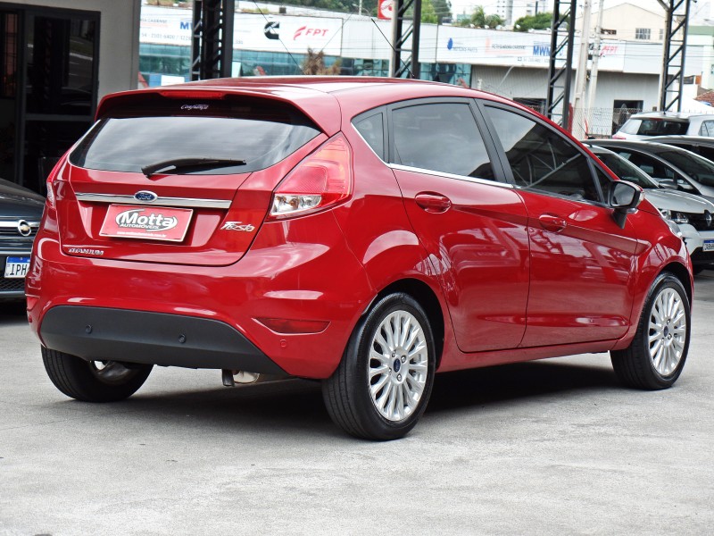 FIESTA 1.6 TITANIUM HATCH 16V FLEX 4P MANUAL - 2017 - CAXIAS DO SUL