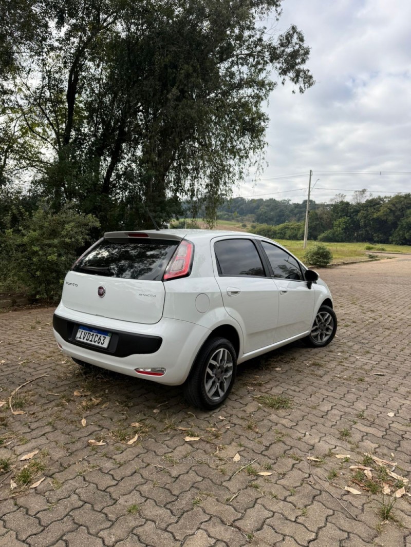 PUNTO 1.4 ATTRACTIVE 8V FLEX 4P MANUAL - 2014 - ARROIO DO MEIO