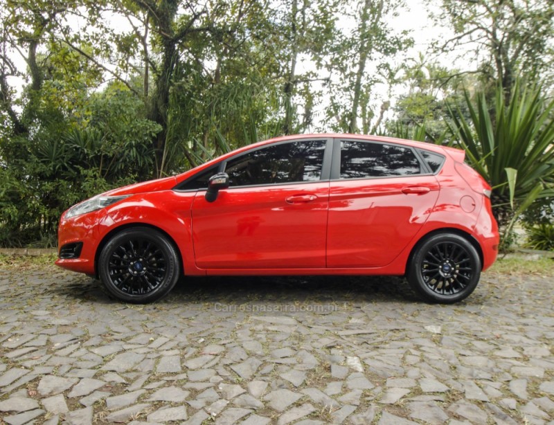 FIESTA 1.6 SE HATCH 16V FLEX 4P MANUAL - 2017 - NOVO HAMBURGO