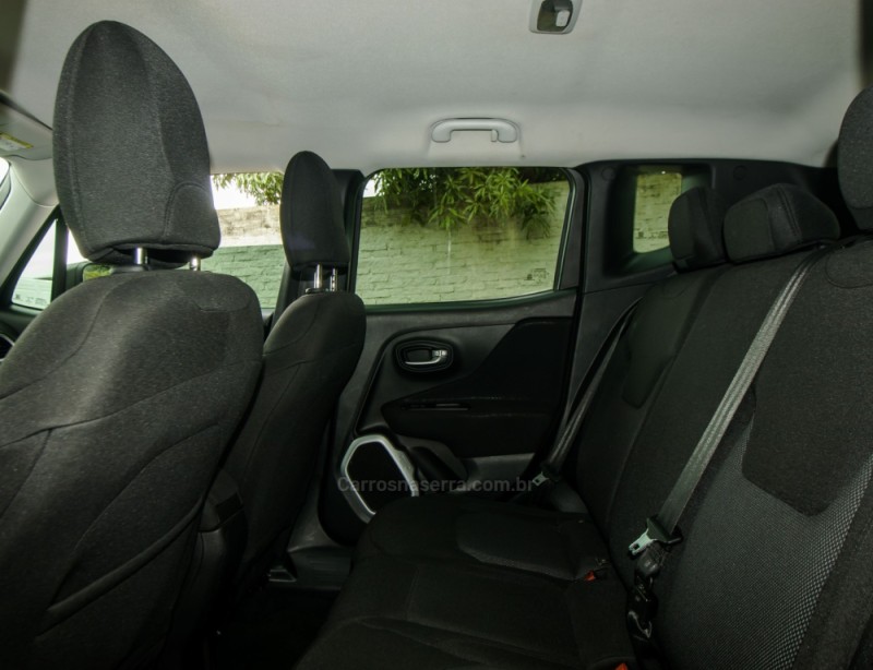 RENEGADE 1.8 16V FLEX 4P AUTOMÁTICO - 2020 - NOVO HAMBURGO