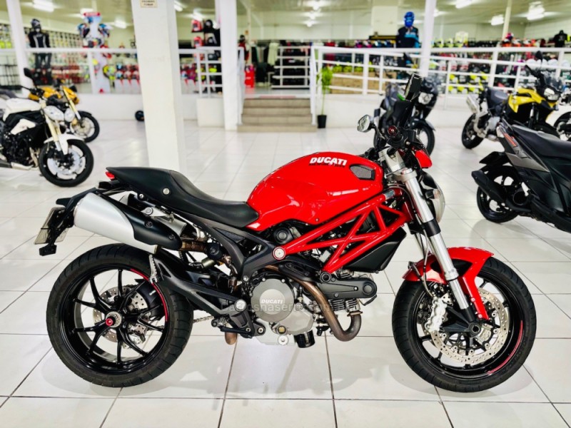 monster 796  2013 novo hamburgo