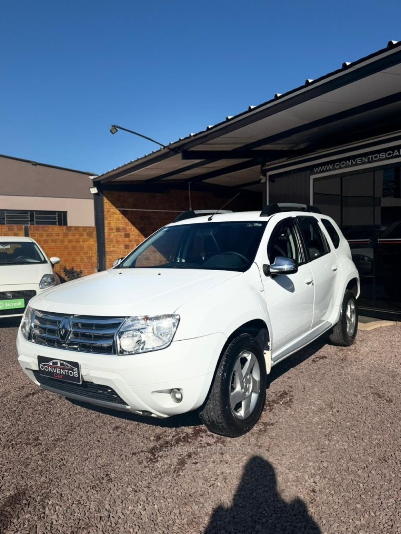 DUSTER 1.6 DYNAMIQUE 4X2 16V FLEX 4P MANUAL - 2014 - LAJEADO