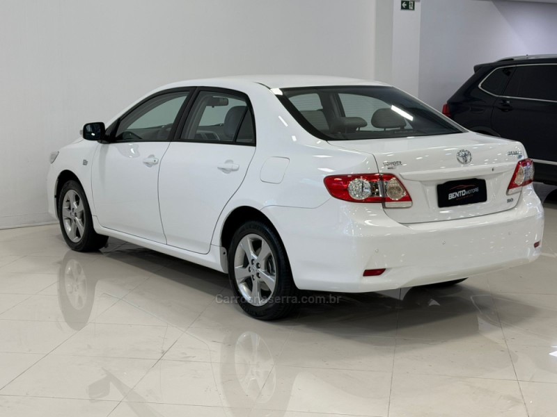 COROLLA 2.0 XEI 16V FLEX 4P AUTOMÁTICO - 2013 - BENTO GONçALVES