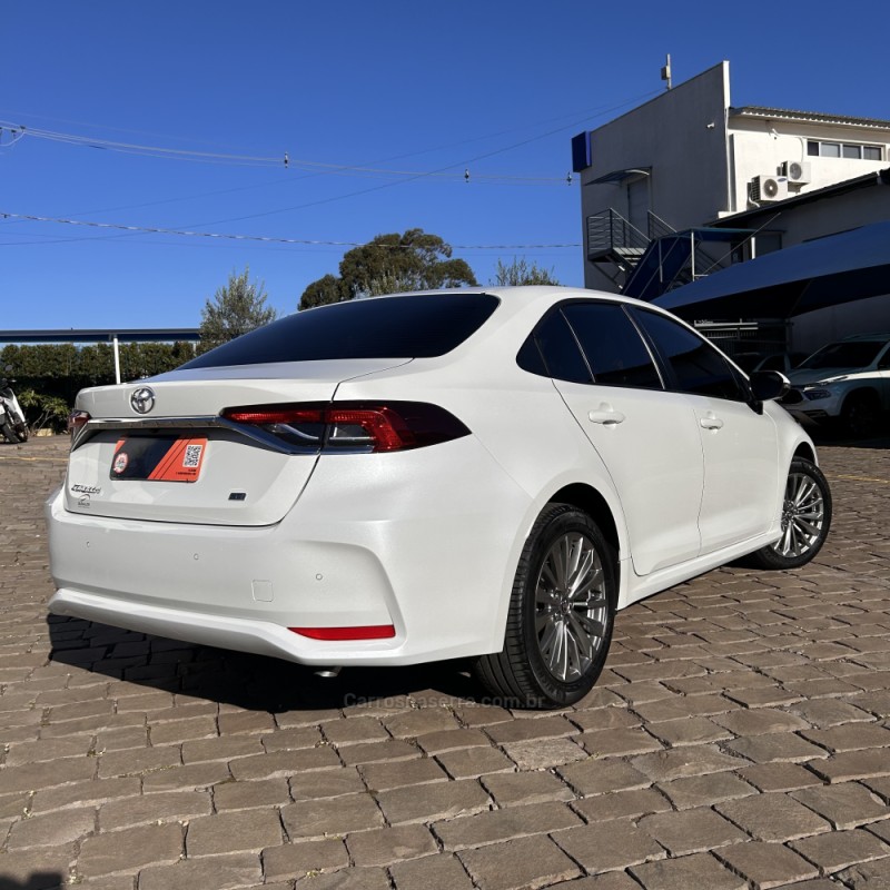 COROLLA 2.0 XEI 16V FLEX 4P AUTOMÁTICO - 2024 - VACARIA
