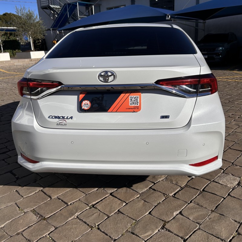 COROLLA 2.0 XEI 16V FLEX 4P AUTOMÁTICO - 2024 - VACARIA