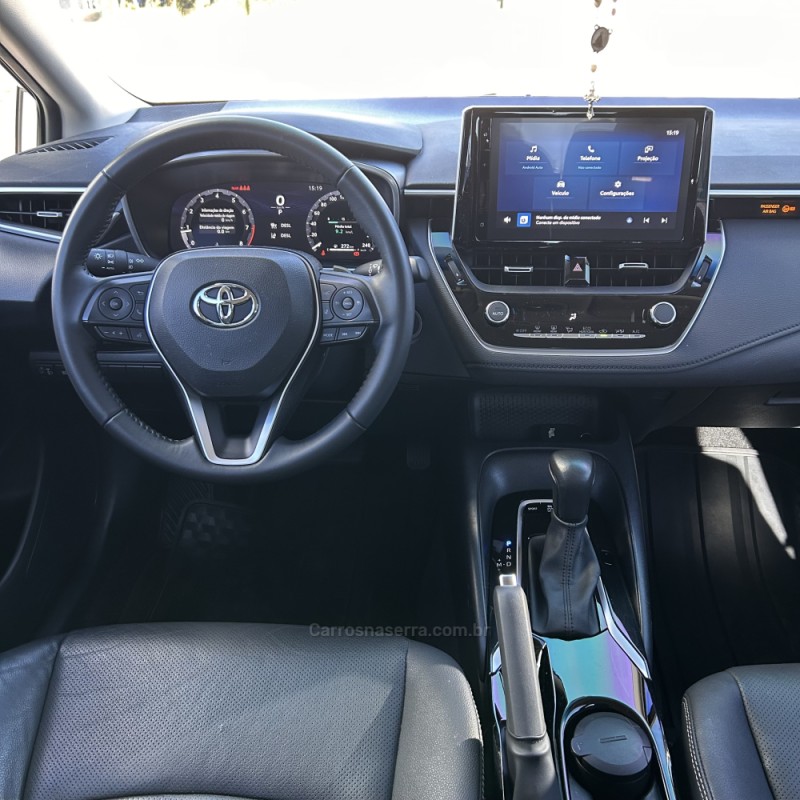 COROLLA 2.0 XEI 16V FLEX 4P AUTOMÁTICO - 2024 - VACARIA