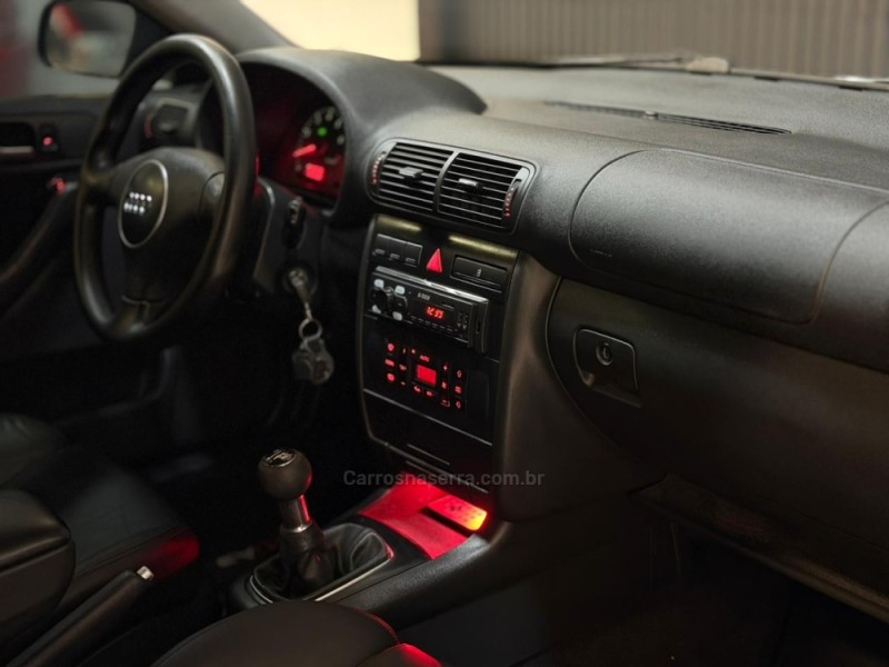 A3 1.8 20V GASOLINA 4P MANUAL - 2006 - ESTâNCIA VELHA