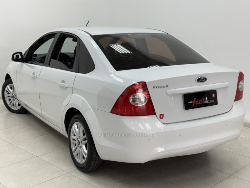 FOCUS 1.6 GLX 16V FLEX 4P MANUAL - 2013 - SANTA CRUZ DO SUL