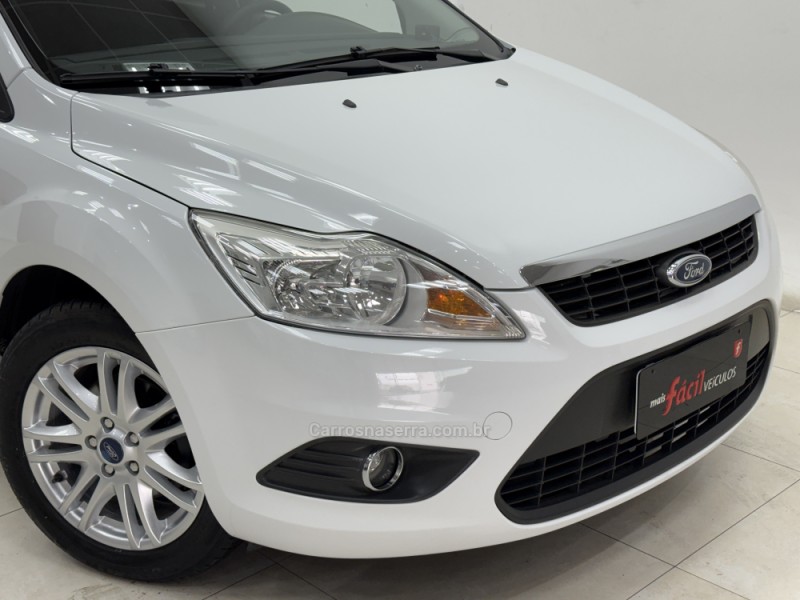 FOCUS 1.6 GLX 16V FLEX 4P MANUAL - 2013 - SANTA CRUZ DO SUL