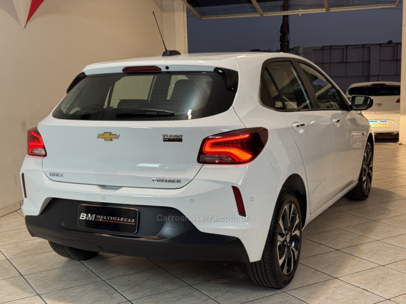 ONIX 1.0 PREMIER II 12V TURBO FLEX 4P AUTOMÁTICO - 2025 - GUAPORé