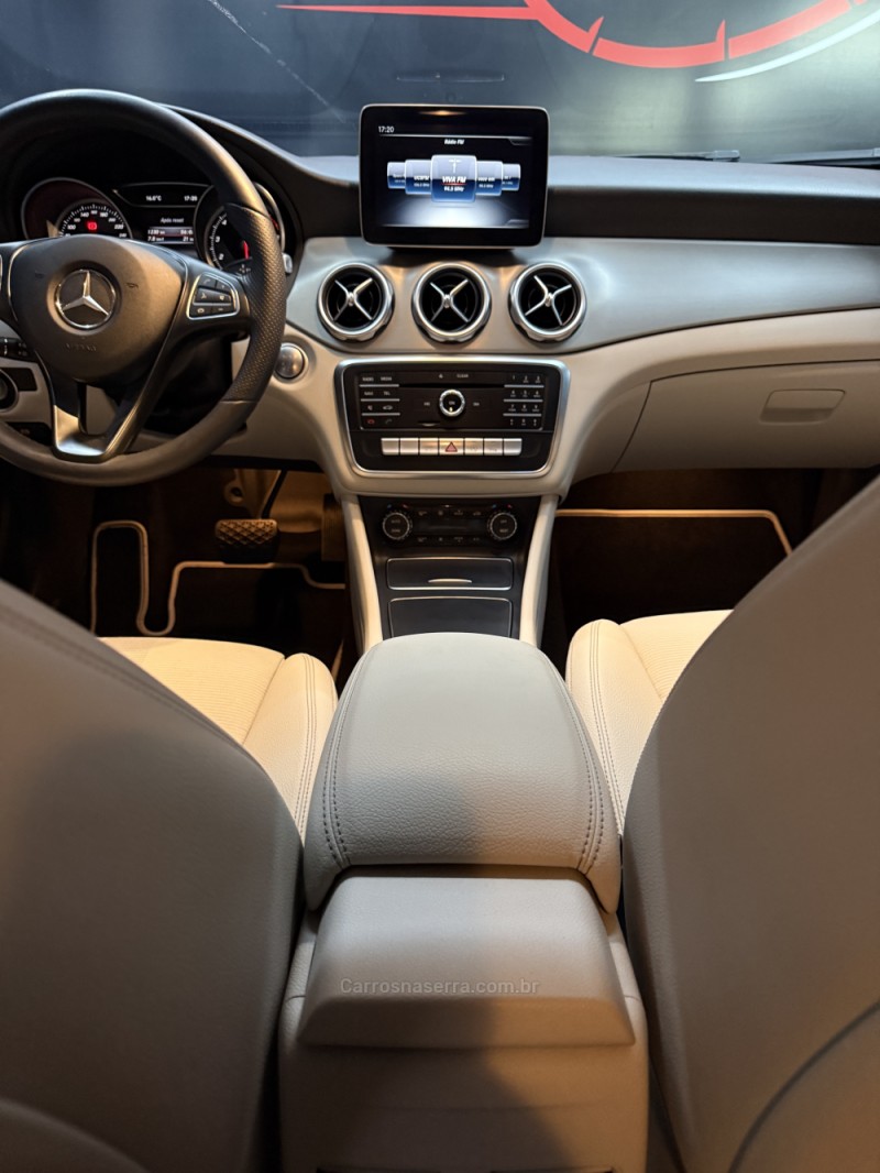GLA 200 1.6 CGI ADVANCE 16V TURBO GASOLINA 4P AUTOMÁTICO - 2020 - FARROUPILHA