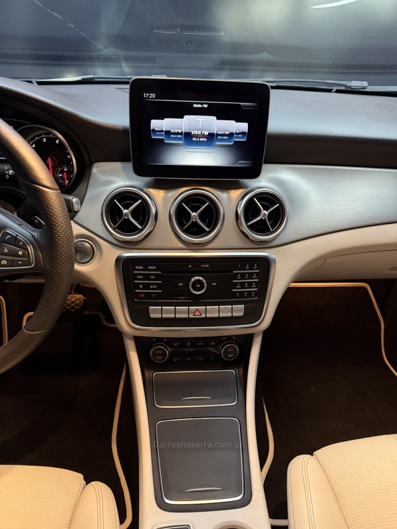 GLA 200 1.6 CGI ADVANCE 16V TURBO GASOLINA 4P AUTOMÁTICO - 2020 - FARROUPILHA