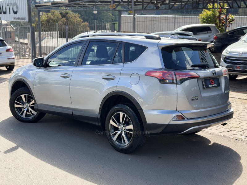 RAV4 2.0 TOP 4X2 16V GASOLINA 4P AUTOMÁTICO - 2018 - NOVA PRATA