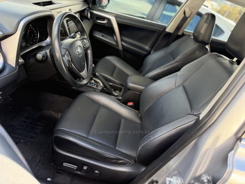 RAV4 2.0 TOP 4X2 16V GASOLINA 4P AUTOMÁTICO - 2018 - NOVA PRATA