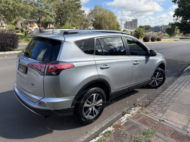 RAV4 2.0 TOP 4X2 16V GASOLINA 4P AUTOMÁTICO - 2018 - NOVA PRATA