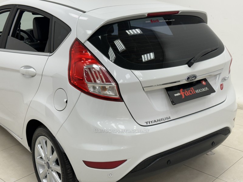 FIESTA 1.6 TITANIUM HATCH 16V FLEX 4P AUTOMÁTICO - 2018 - SANTA CRUZ DO SUL