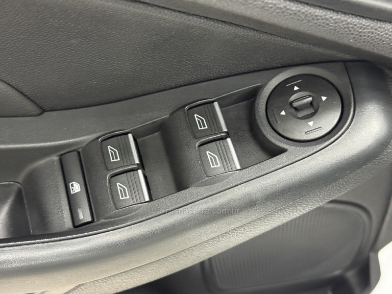 FIESTA 1.6 TITANIUM HATCH 16V FLEX 4P AUTOMÁTICO - 2018 - SANTA CRUZ DO SUL