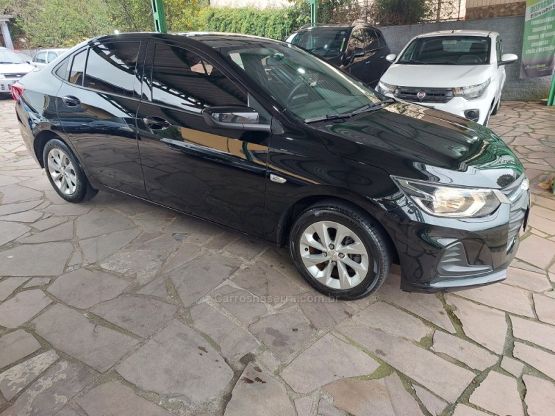 onix 1.0 sedan plus lt 12v flex 4p manual 2023 caxias do sul