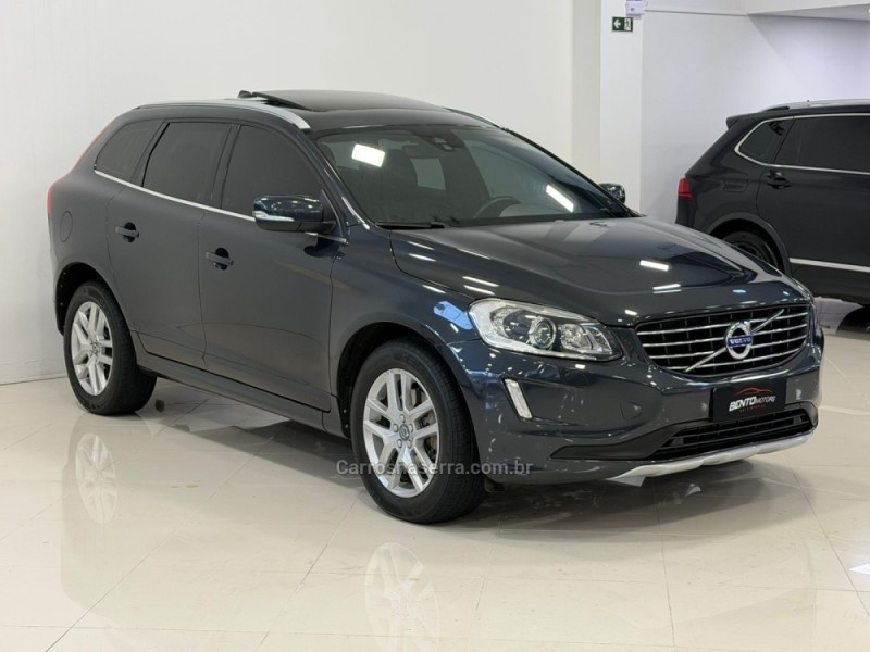 XC60 2.4 D5 MOMENTUM DIESEL AWD 4P AUTOMÁTICO - 2017 - BENTO GONçALVES