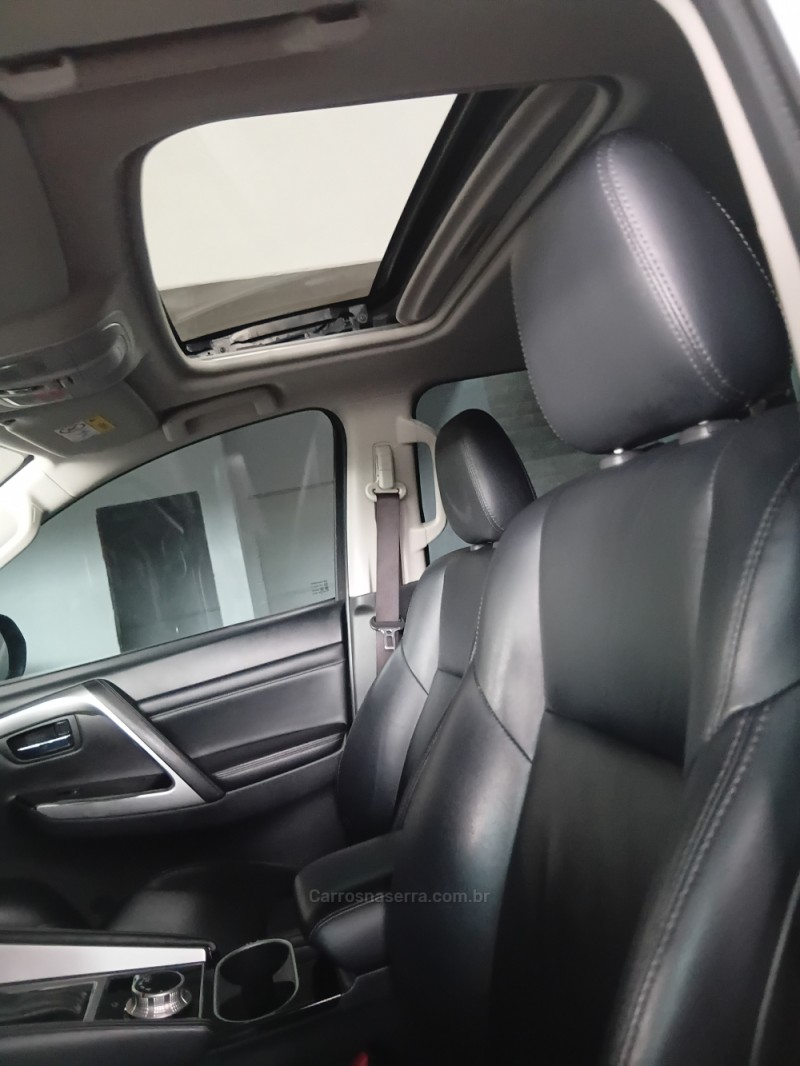 PAJERO SPORT 2.4 HPE-S 4X4 DIESEL 4P AUTOMÁTICO - 2023 - BENTO GONçALVES