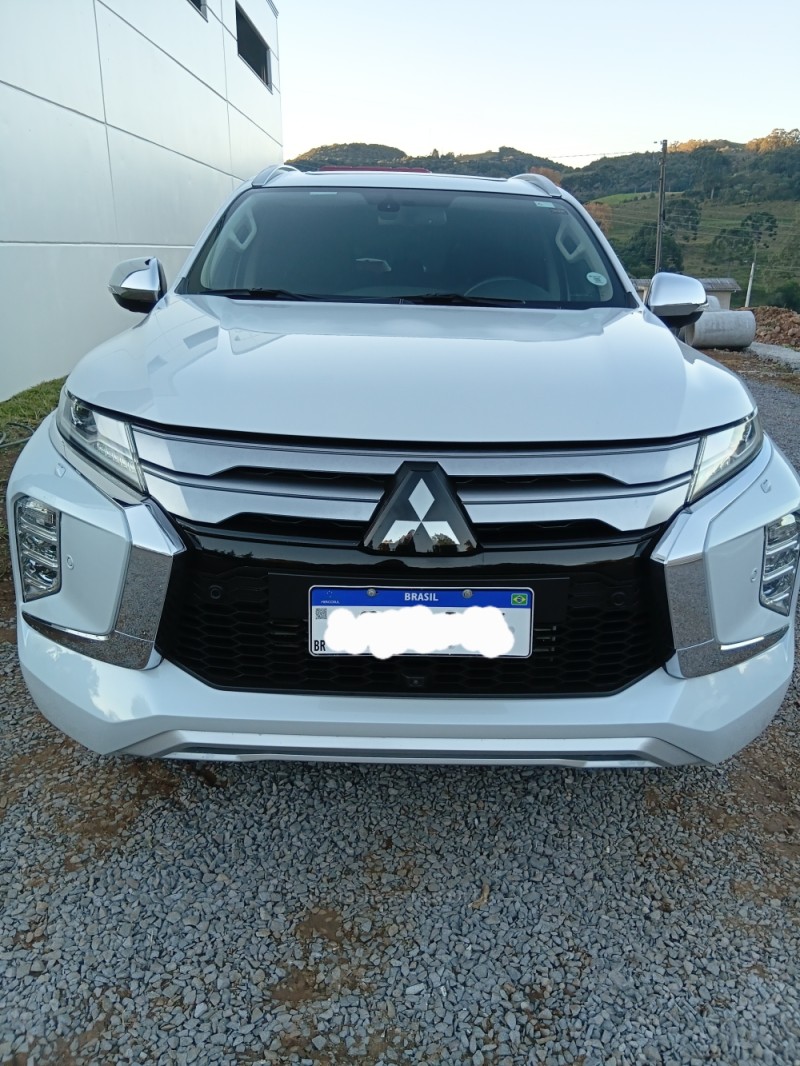PAJERO SPORT 2.4 HPE-S 4X4 DIESEL 4P AUTOMÁTICO - 2023 - BENTO GONçALVES
