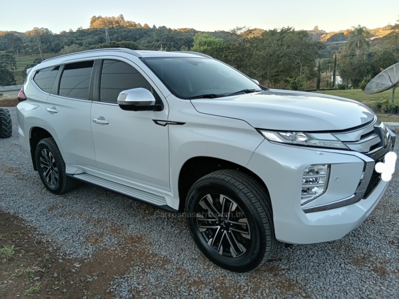 PAJERO SPORT 2.4 HPE-S 4X4 DIESEL 4P AUTOMÁTICO - 2023 - BENTO GONçALVES