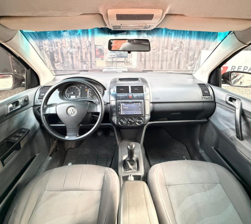 POLO 1.6 MI SPORTLINE 8V FLEX 4P MANUAL - 2011 - PORTãO