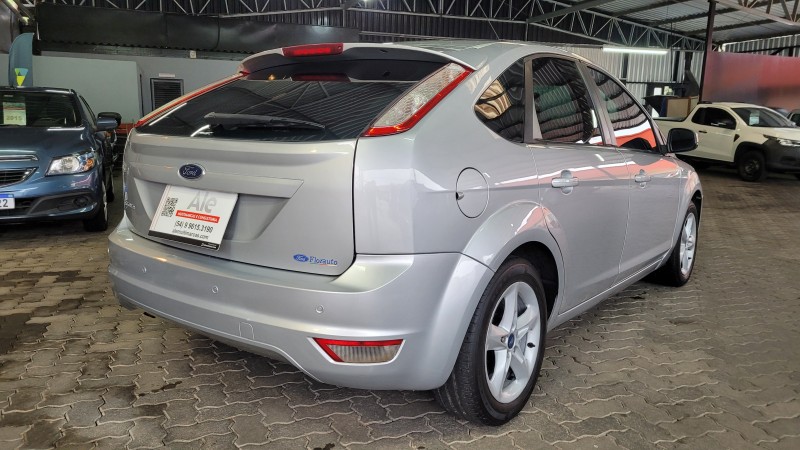 FOCUS 1.6 GLX 8V FLEX 4P MANUAL - 2012 - GARIBALDI
