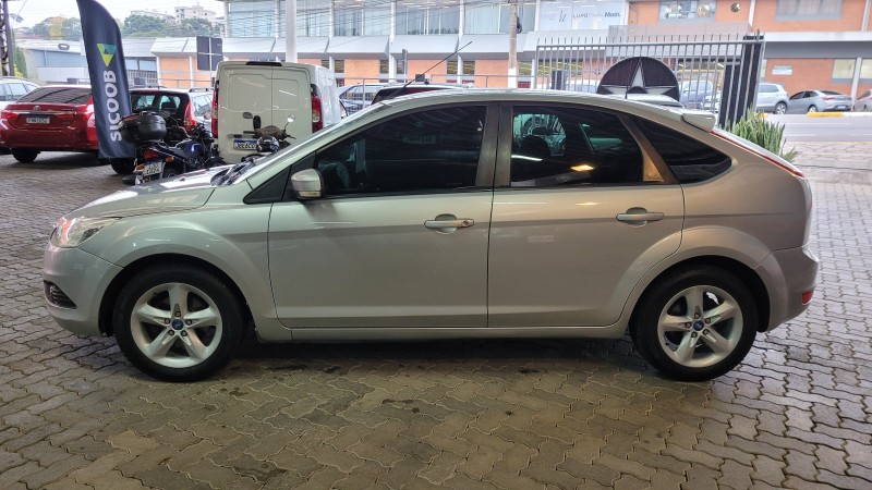 FOCUS 1.6 GLX 8V FLEX 4P MANUAL - 2012 - GARIBALDI