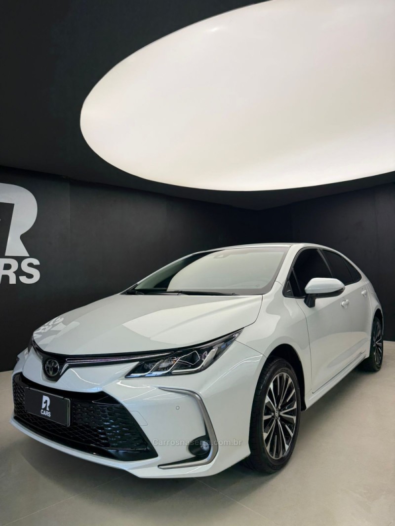 COROLLA 2.0 XEI 16V FLEX 4P AUTOMÁTICO - 2025 - LAJEADO