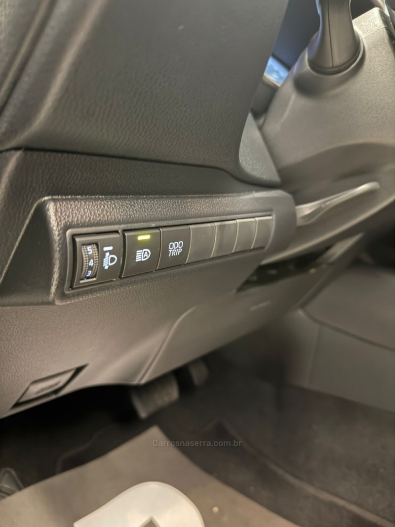 COROLLA 2.0 XEI 16V FLEX 4P AUTOMÁTICO - 2025 - LAJEADO