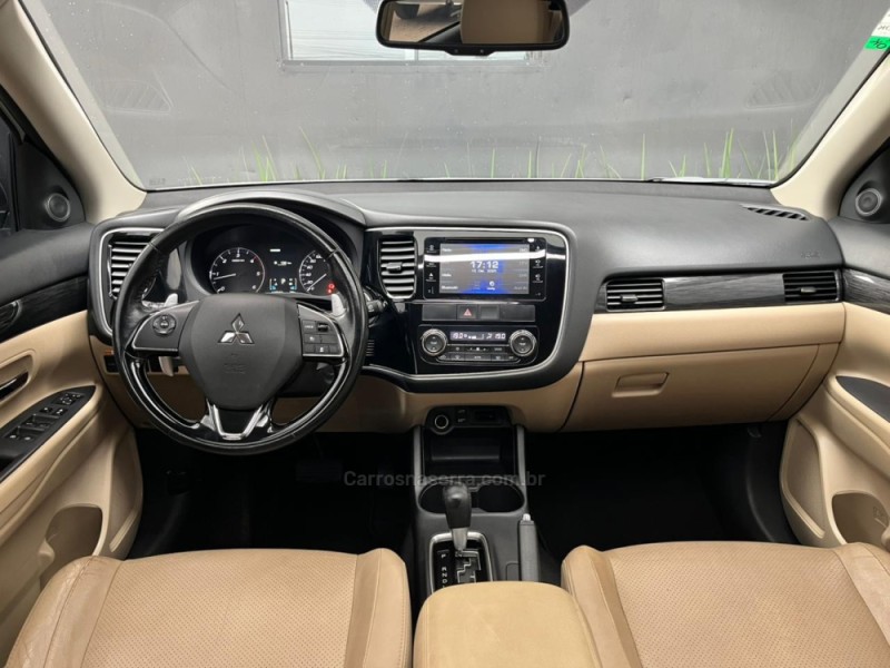 OUTLANDER 2.4 4X4 16V GASOLINA 4P AUTOMÁTICO - 2016 - TORRES