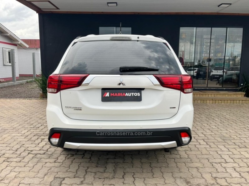 OUTLANDER 2.4 4X4 16V GASOLINA 4P AUTOMÁTICO - 2016 - TORRES