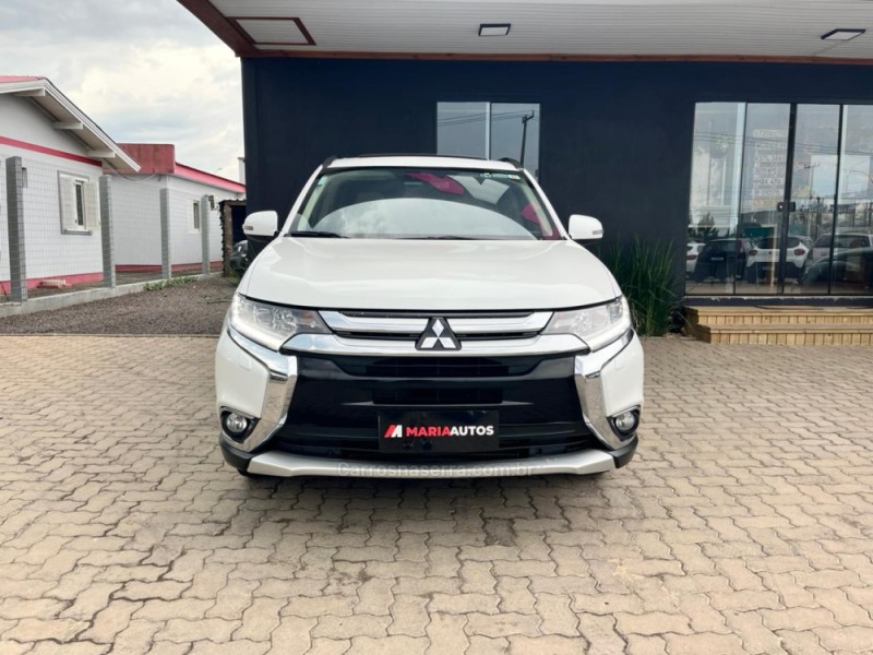 OUTLANDER 2.4 4X4 16V GASOLINA 4P AUTOMÁTICO - 2016 - TORRES
