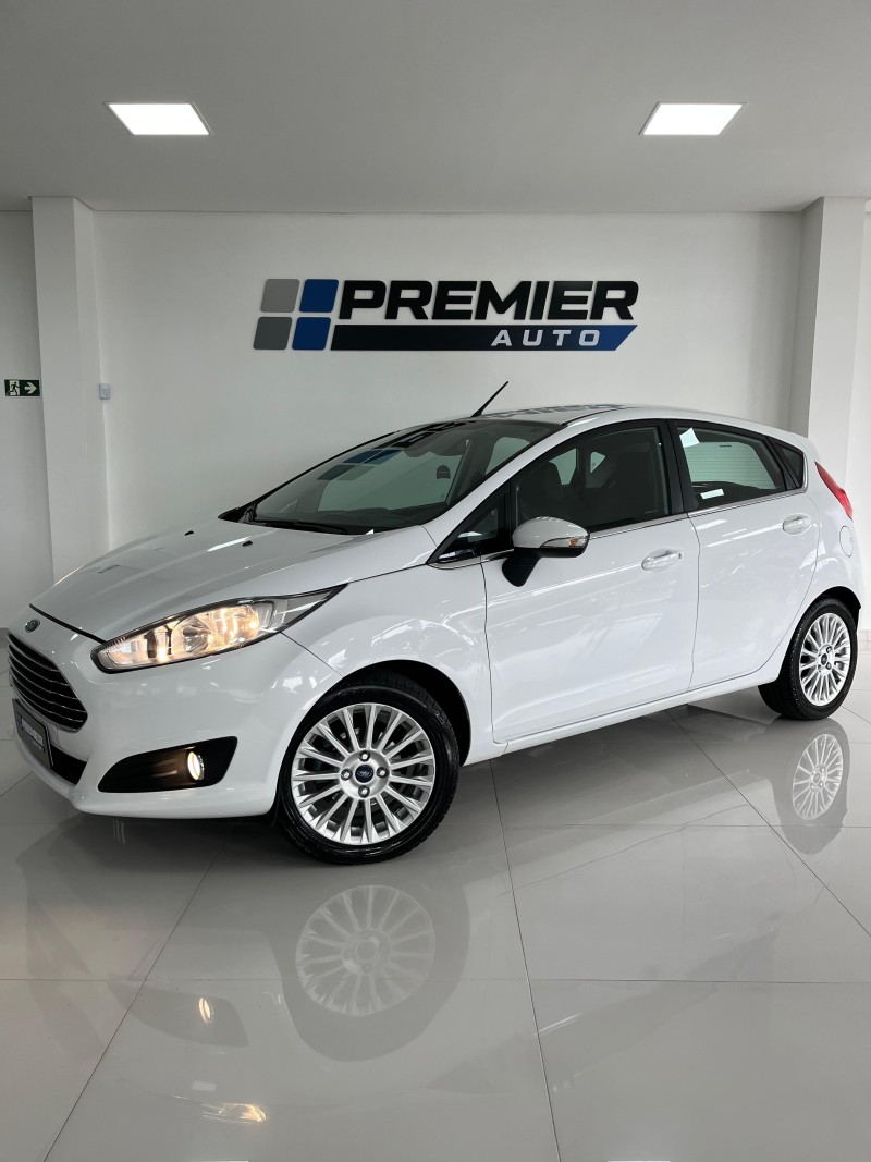 FIESTA 1.6 TITANIUM HATCH 16V FLEX 4P AUTOMÁTICO - 2014 - CAXIAS DO SUL