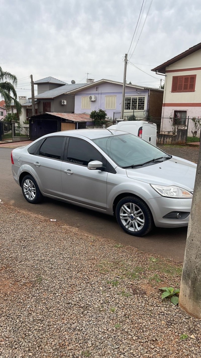 FOCUS 2.0 FC 16V GASOLINA 4P MANUAL - 2012 - TAPEJARA