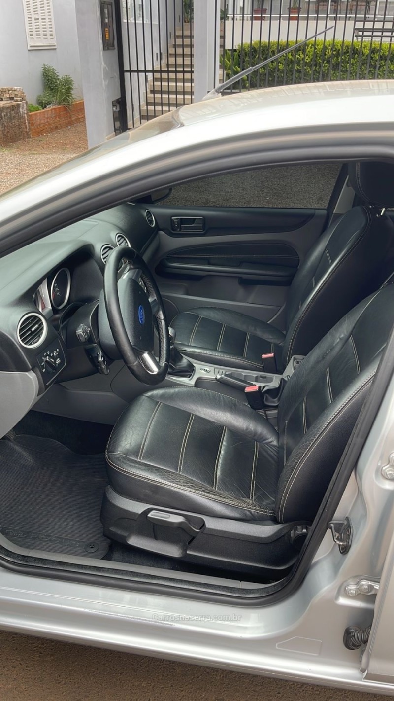 FOCUS 2.0 FC 16V GASOLINA 4P MANUAL - 2012 - TAPEJARA
