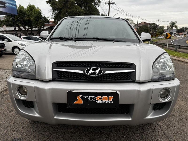 TUCSON 2.0 MPFI GL 16V 143CV 2WD GASOLINA 4P AUTOMÁTICO - 2010 - DOIS IRMãOS