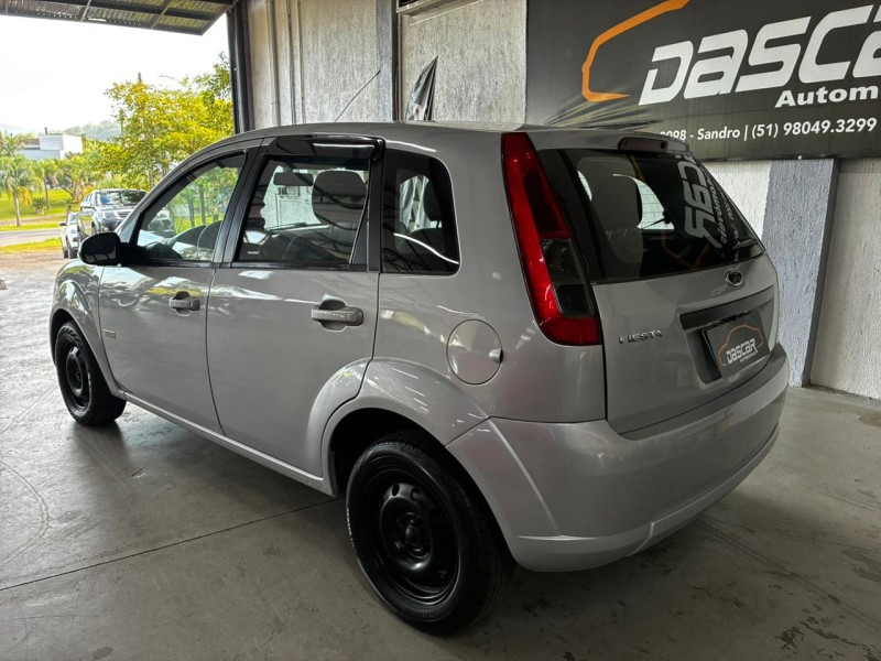 FIESTA 1.0 MPI CLASS HATCH 8V FLEX 4P MANUAL - 2013 - BOM PRINCíPIO