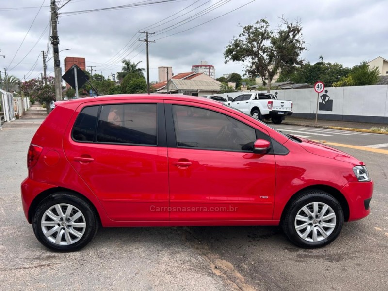 FOX 1.0 MI 8V FLEX 4P MANUAL - 2013 - VENâNCIO AIRES