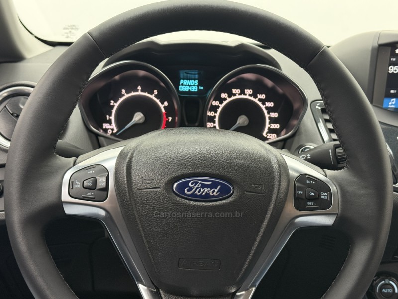 FIESTA 1.6 TITANIUM HATCH 16V FLEX 4P AUTOMÁTICO - 2018 - SANTA CRUZ DO SUL