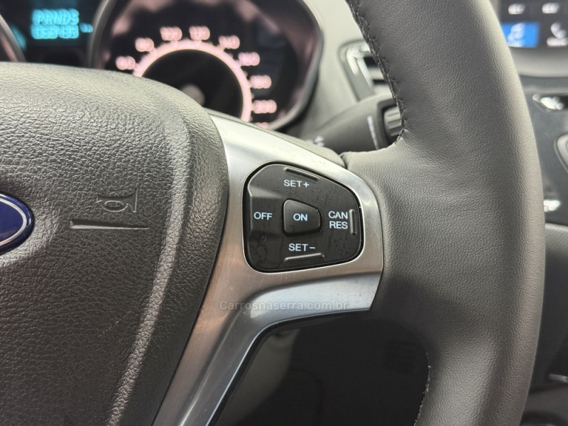 FIESTA 1.6 TITANIUM HATCH 16V FLEX 4P AUTOMÁTICO - 2018 - SANTA CRUZ DO SUL