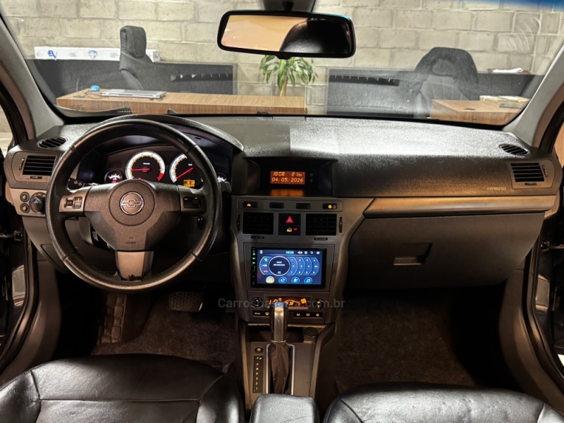 VECTRA 2.0 MPFI GT HATCH 8V FLEX 4P AUTOMÁTICO - 2011 - DOIS IRMãOS