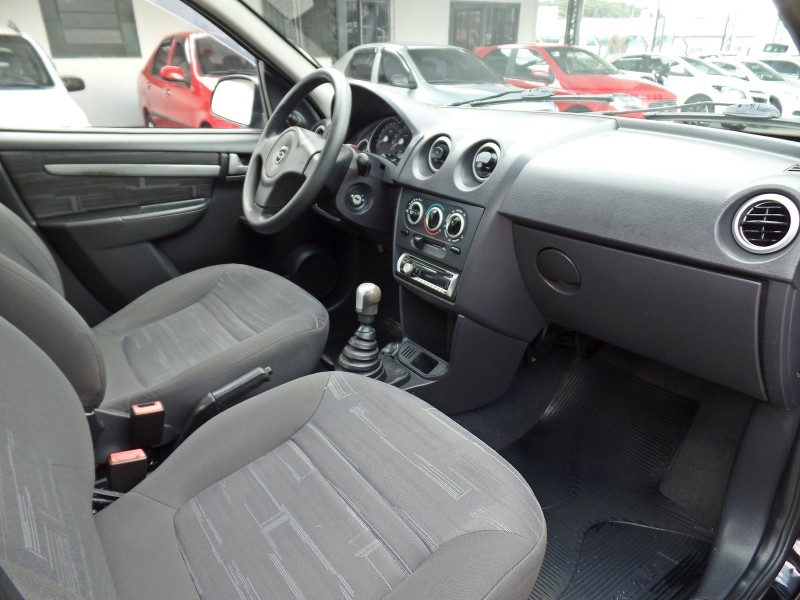 PRISMA 1.4 MPFI MAXX 8V FLEX 4P MANUAL - 2011 - CAXIAS DO SUL