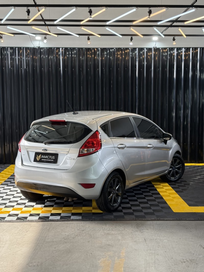FIESTA 1.6 SE HATCH 16V FLEX 4P MANUAL - 2012 - LAJEADO