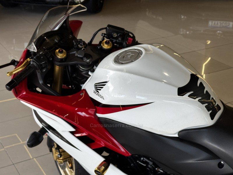 CBR 600F ABS - 2013 - DOIS IRMãOS