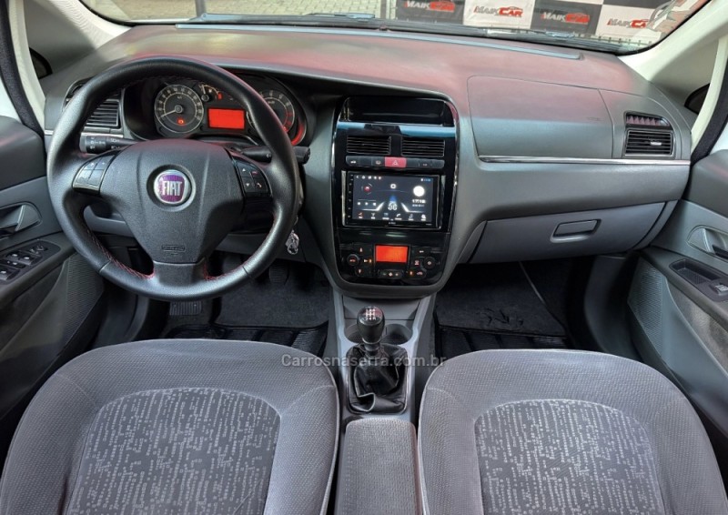 LINEA 1.8 ESSENCE 16V FLEX 4P MANUAL - 2012 - ESTâNCIA VELHA