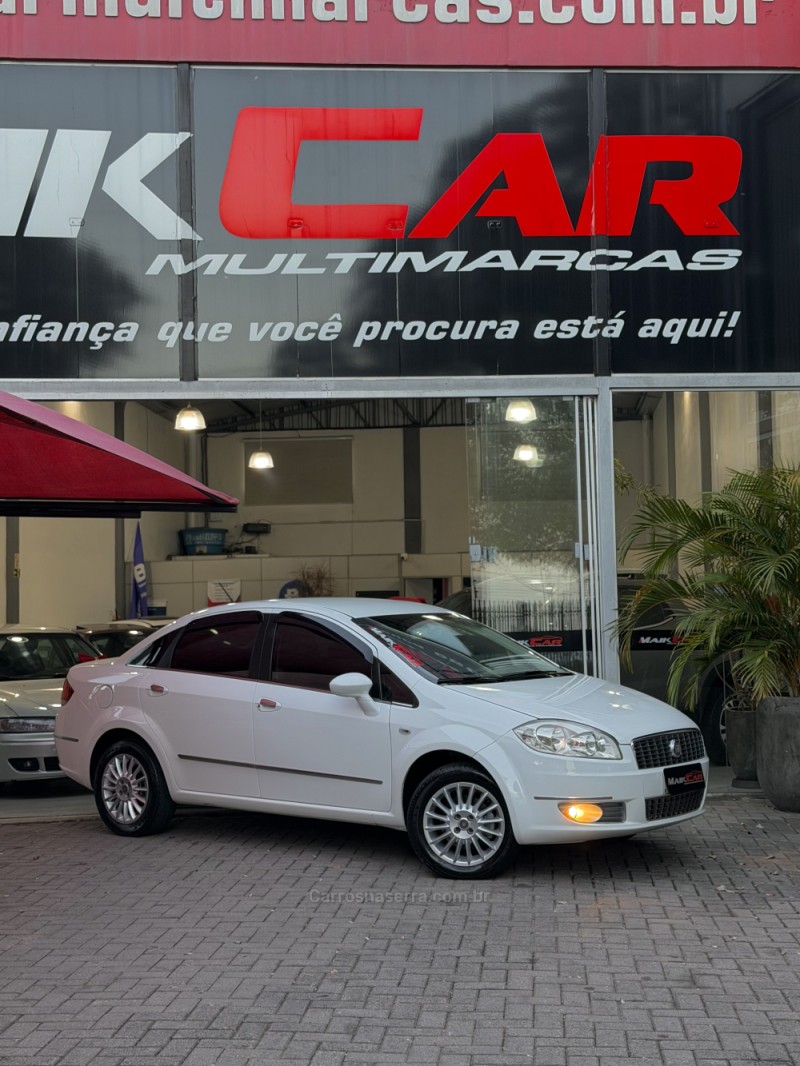 LINEA 1.8 ESSENCE 16V FLEX 4P MANUAL - 2012 - ESTâNCIA VELHA